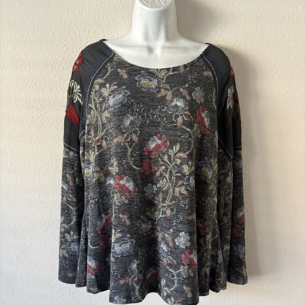 Life Style Womens Large Faded Floral Knit Top Long Sleeve Boho Embroidered L